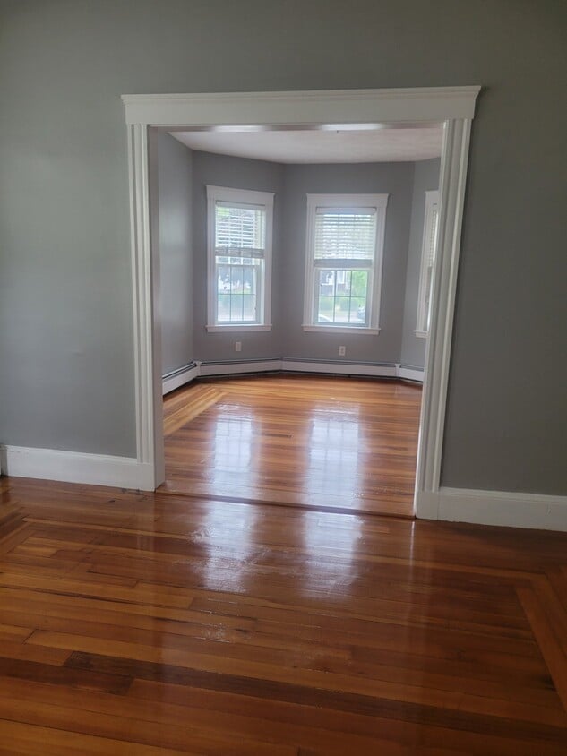Photo - 835 Fellsway (Medford, MA)