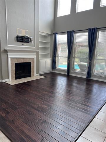 Building Photo - 1618 Suncrest Dr