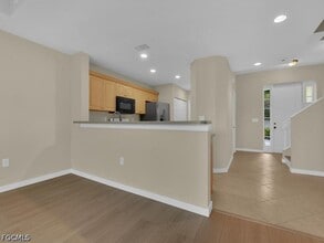 Building Photo - 13150 Broadhurst Loop