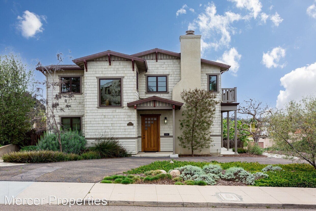 Foto principal - 5 br, 4 bath House - 3749 Elliott St.