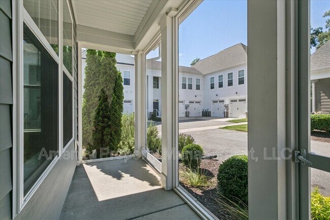 Foto del edificio - 3972 Prospect St