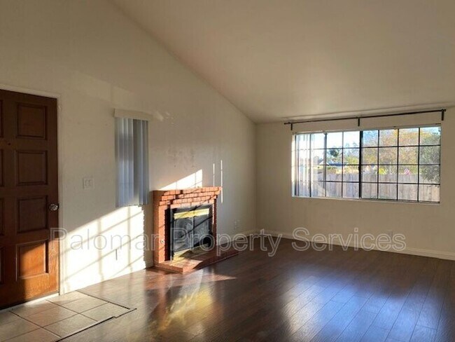Foto del edificio - 1007 Howard Ave
