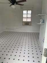 Building Photo - 618 N 16th St