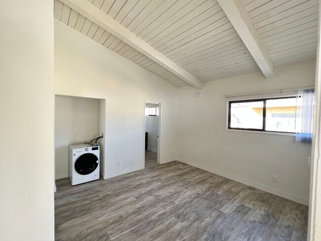 Foto del edificio - 3538 Keystone Ave