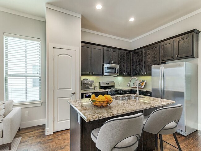 Photo - 4323 Dickason Ave House