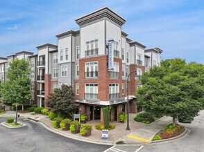 Building Photo - 400 Belmont