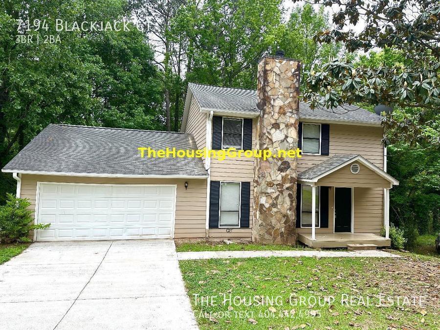 Primary Photo - 1 Free Month Rent + 13 Month Lease
