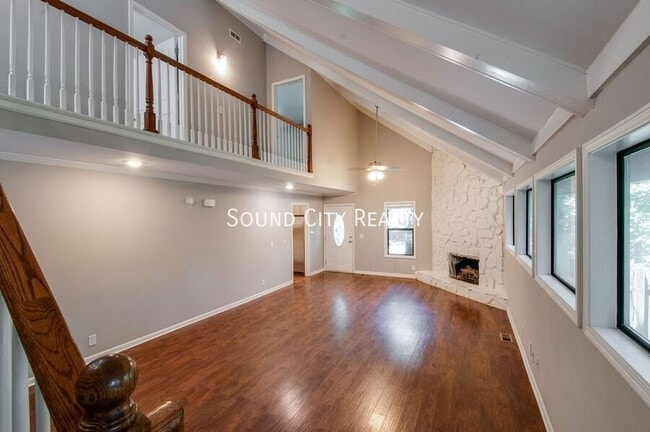 Foto del edificio - 625 Mercer Dr