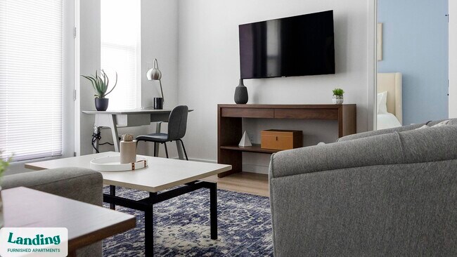 Foto del edificio - 650 N Main St