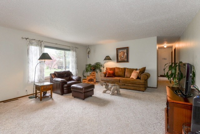 Building Photo - 5316 Pheasant Ln