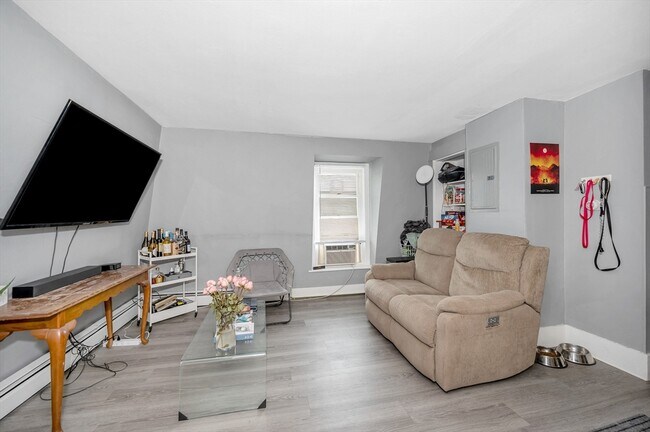 Foto del edificio - 360 Wilder St