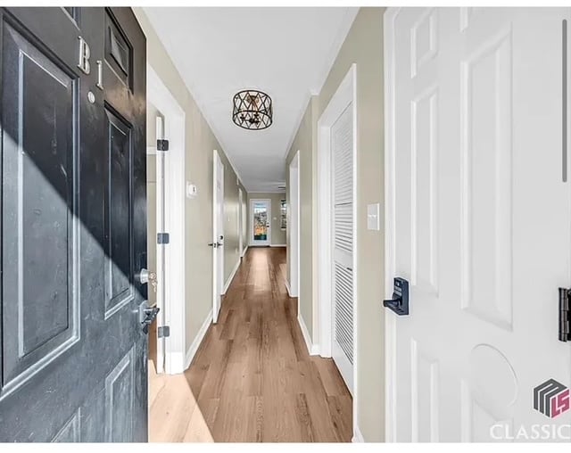entry - 2165 S Milledge Ave