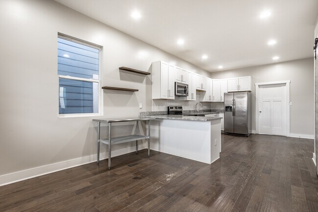 Foto del edificio - 421 E Morris St