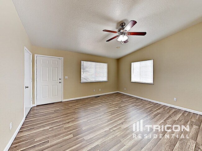 Foto del edificio - 6290 W Crow Ct