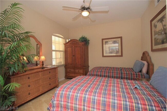 Foto del edificio - 3425 Grand Cypress Dr