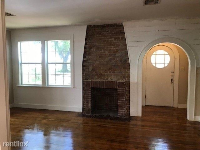 Building Photo - 3 br, 1 bath House - 205 Filhiol Avenue