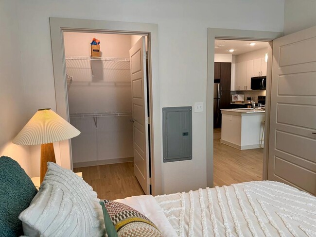 Foto del edificio - 320 Goll St