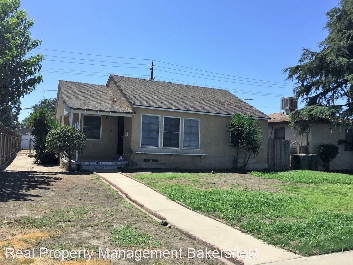 Foto principal - 3 br, 1 bath House - 3125 Truxtun Ave.