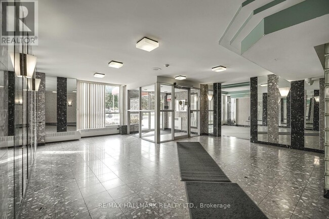 Building Photo - 3077 Weston Rd