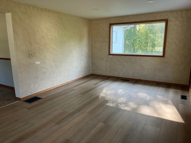 Photo - 1035 IN-25 House