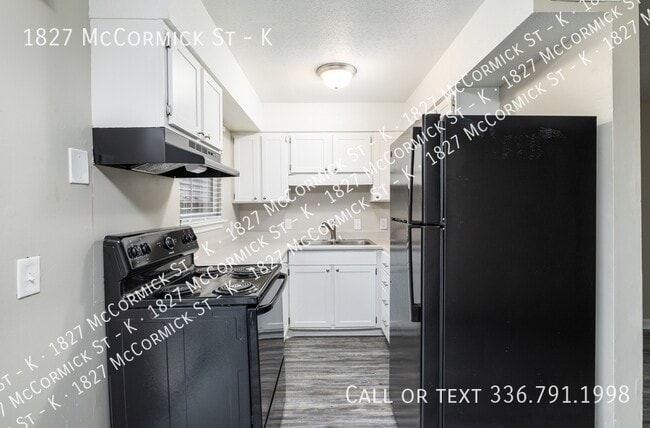 Foto del edificio - 1827 McCormick St