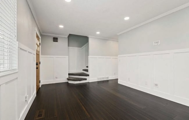 Building Photo - 333 W 1610 S