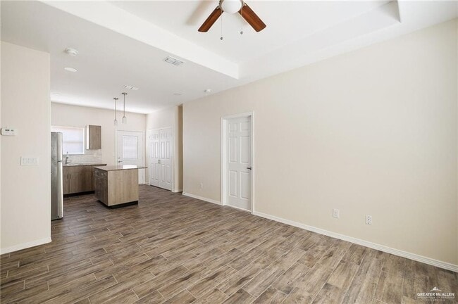 Foto del edificio - 10 Hiawatha Dr