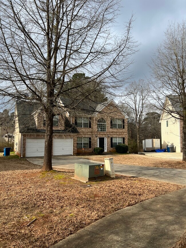 Building Photo - 827 Hannah Ct