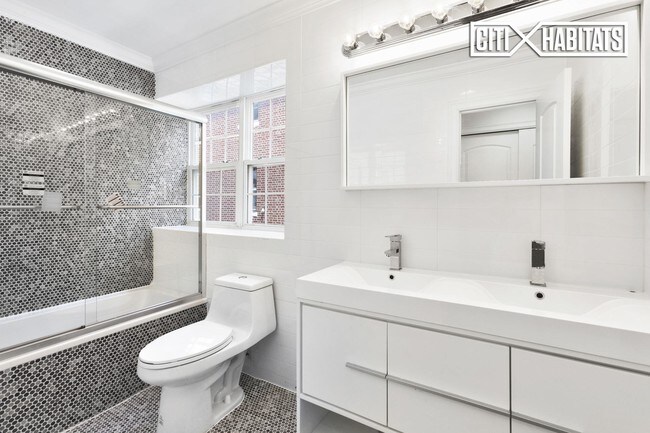 Foto del edificio - 393 E 49th St