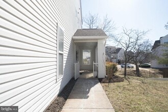 Building Photo - 6607 NETTIES Ln