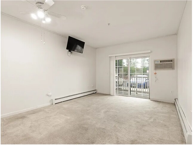 Building Photo - 18 Harbor Ave