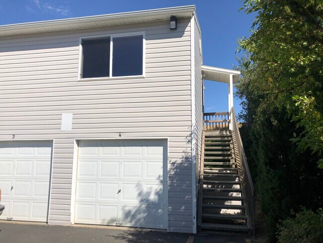 Foto del edificio - 270 NW Clay Ct