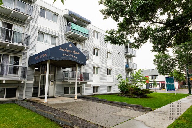 Photo du bâtiment - Academy Manor Apartments