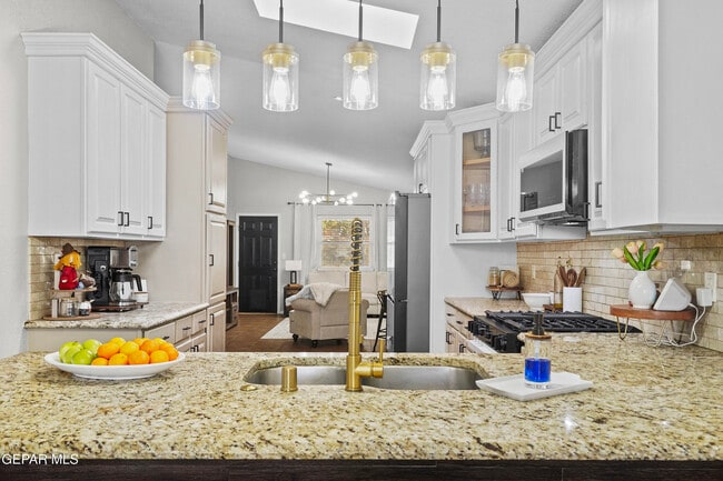 Foto del edificio - 11929 Mesquite Rock Dr