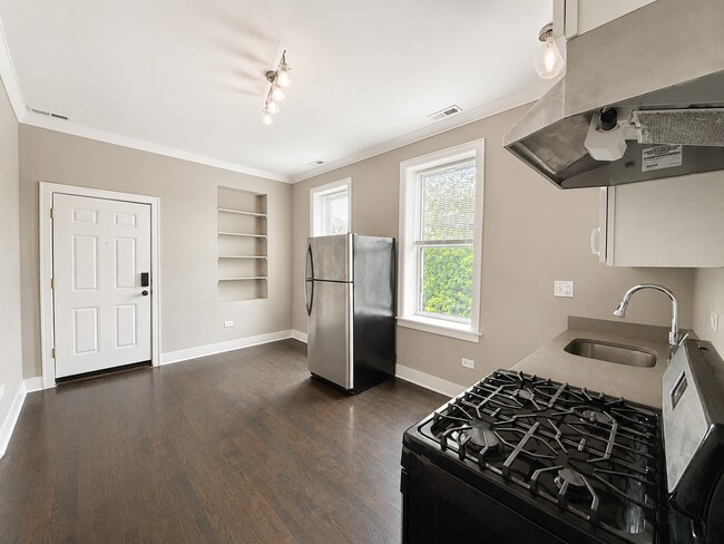 Foto del edificio - 5409 S Winchester Ave