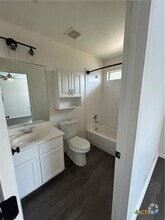 Building Photo - 349 Hummingbird Dr