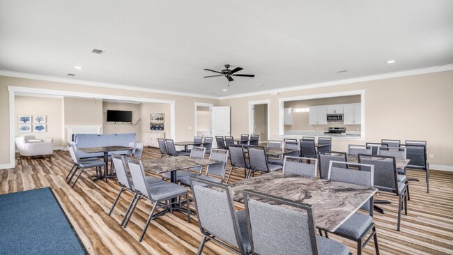 Building Photo - 255 Riverwalk Cir