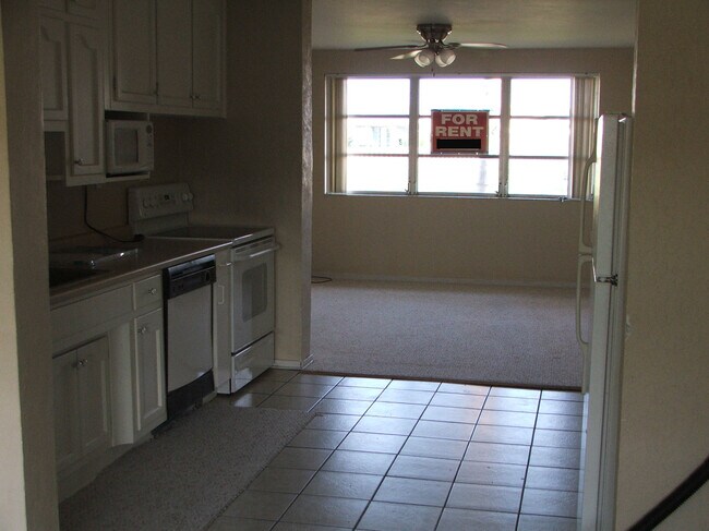 Kitchen looking at Livingroom - 43 Azalea Dr