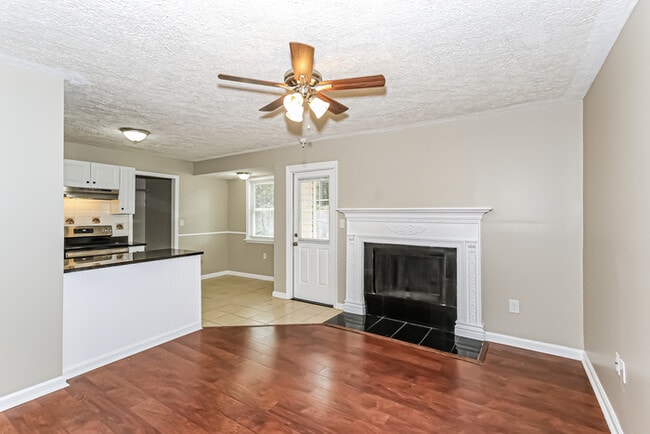 Building Photo - 610 Merrymont Dr