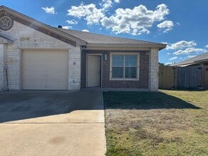 Building Photo - 4510 Cambridge Dr