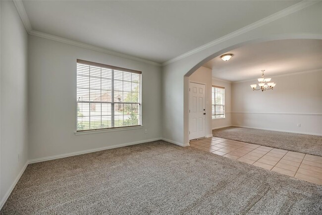 Building Photo - 2333 Bridgeport Dr