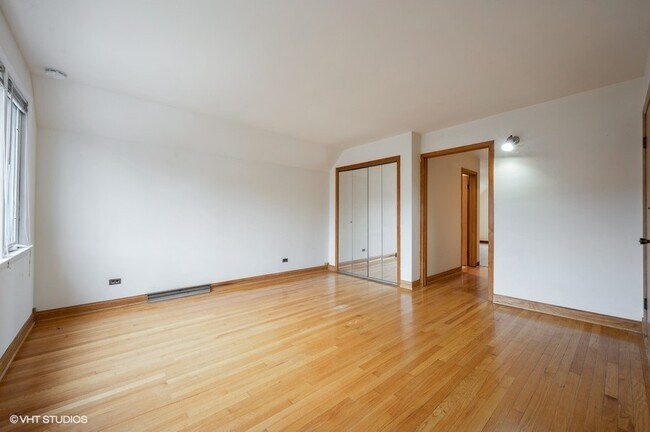 Foto del edificio - 1328 W Melrose St