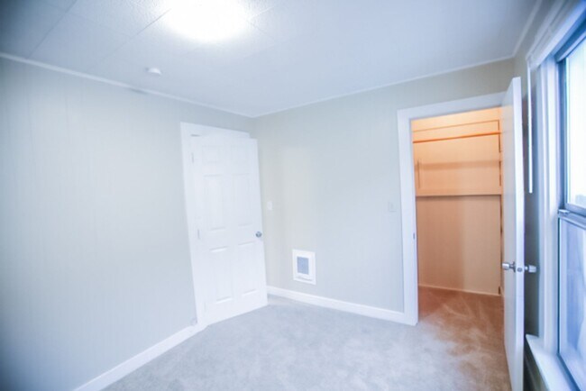 Foto del edificio - 3619 Lombard Ave