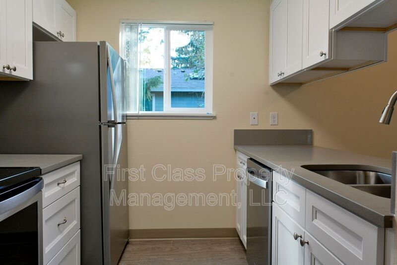 3602 SW Beaverton Hillsdale Hwy Unit 3, Portland, OR 97221 Condo for