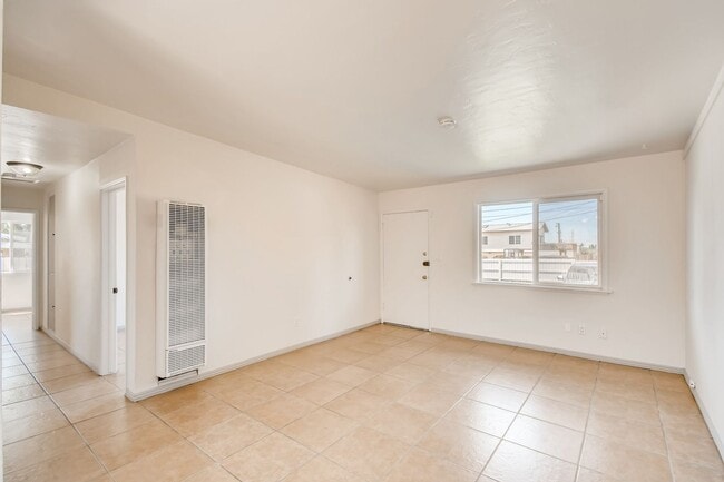 Foto del edificio - Updated 3 Bed/ 1 bath House Located in West Chula Vista