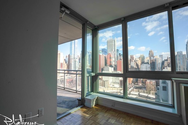 Building Photo - 455 West 37th Street