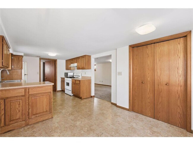 Foto del edificio - 949 Benhill Rd