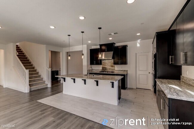 Foto del edificio - 4 br, 4 bath House - 2270 Frank Blondin Ln...