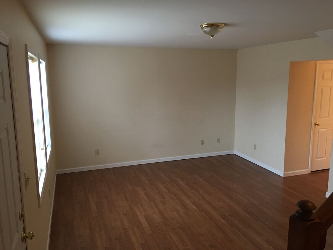 190 Mill Creek Rd Unit Apt1, Corbin, KY 40701 Room for Rent in