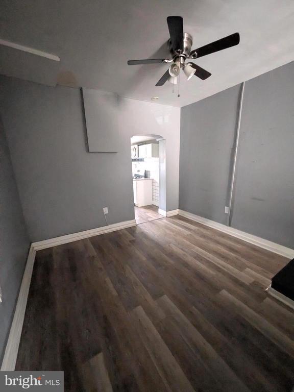 Foto del edificio - 1825 E Harold St